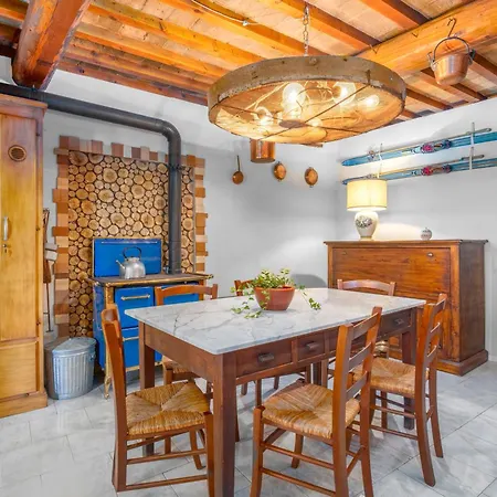 Апартаменты Boutique Panoramic View In The Heart Of Tuscany